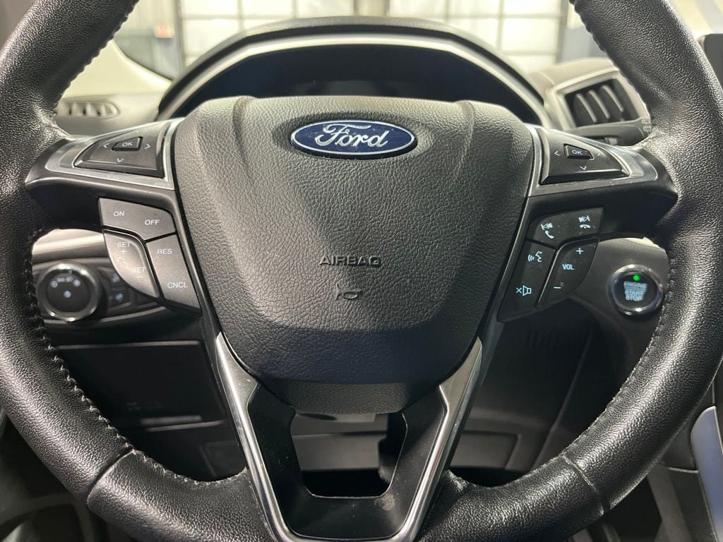Used 2021 Ford Edge SEL FWD image 20