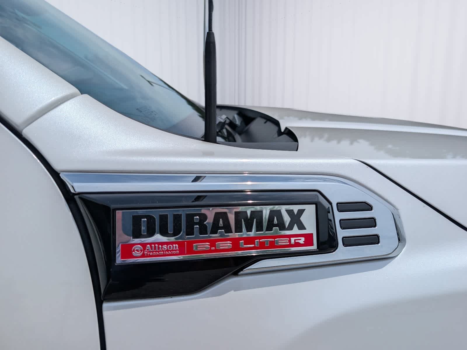 Certified 2025 GMC Sierra 2500 Denali w/ Denali Reserve Package AWD/4WD image 9