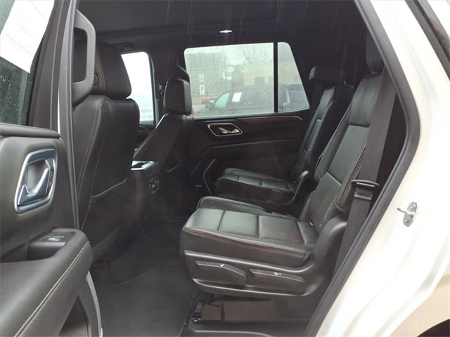 Used 2021 Chevrolet Tahoe High Country w/ Premium Package image 12