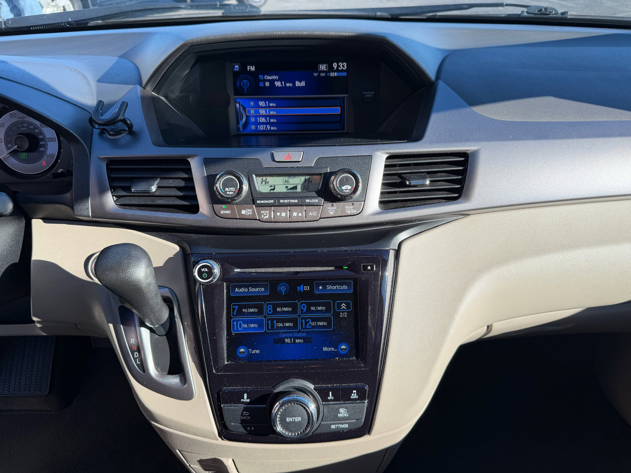 Used 2014 Honda Odyssey EX image 29