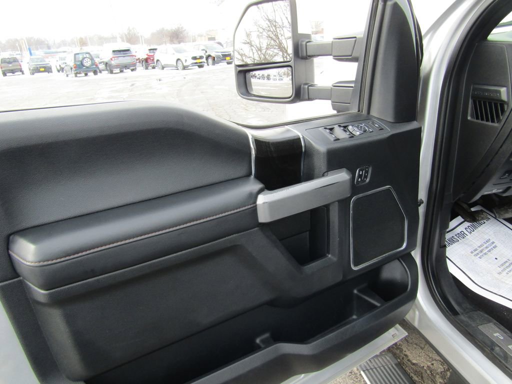 Used 2019 Ford F350 Platinum w/ Platinum Ultimate Package image 28