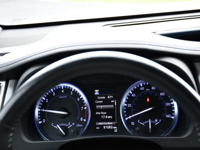 Used 2019 Toyota Highlander XLE FWD image 24