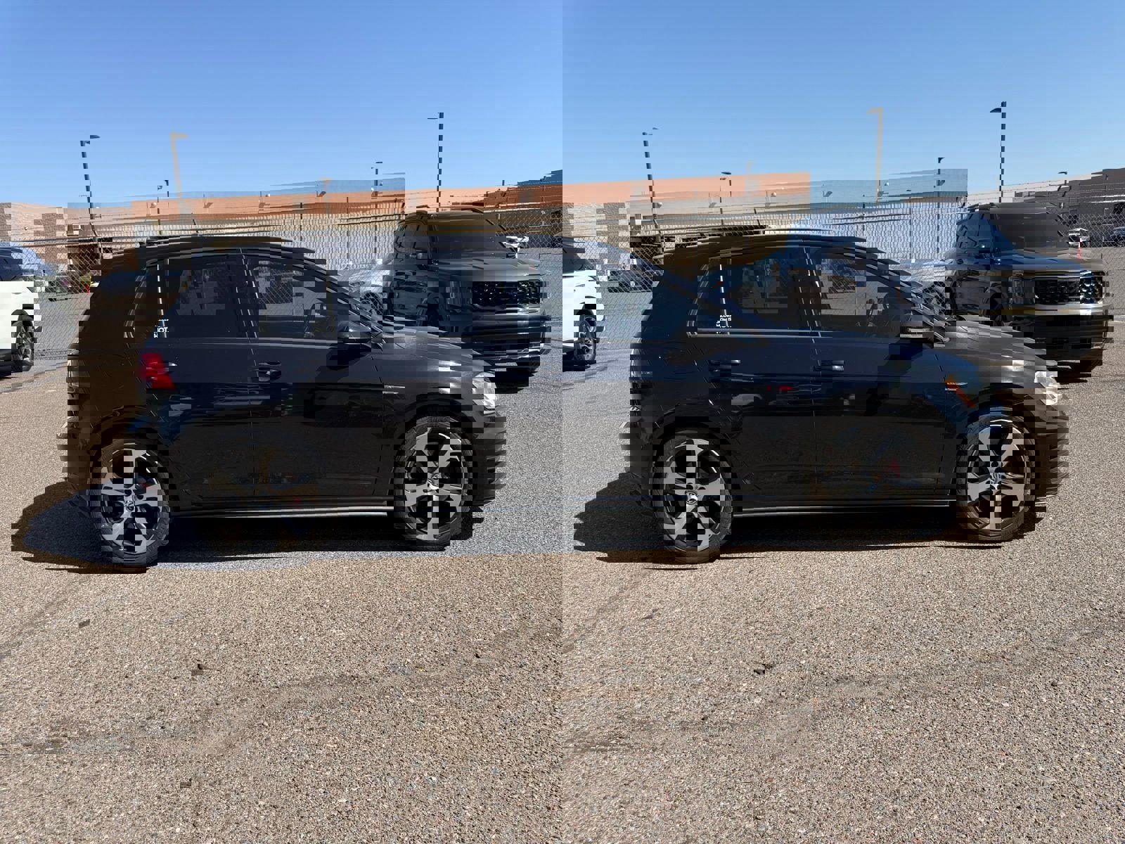 Used 2016 Volkswagen GTI S image 4