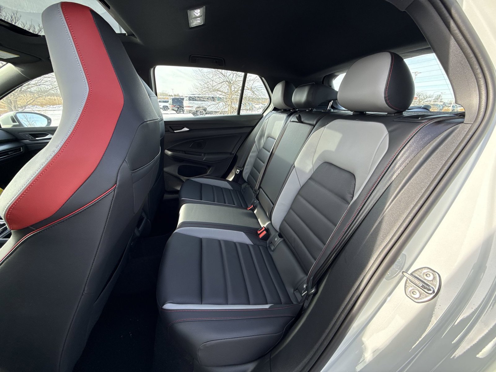 New 2026 Volkswagen GTI SE FWD image 25