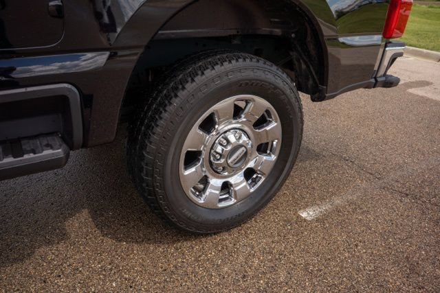 Used 2023 Ford F250 Lariat w/ Tow Technology Package AWD/4WD image 12