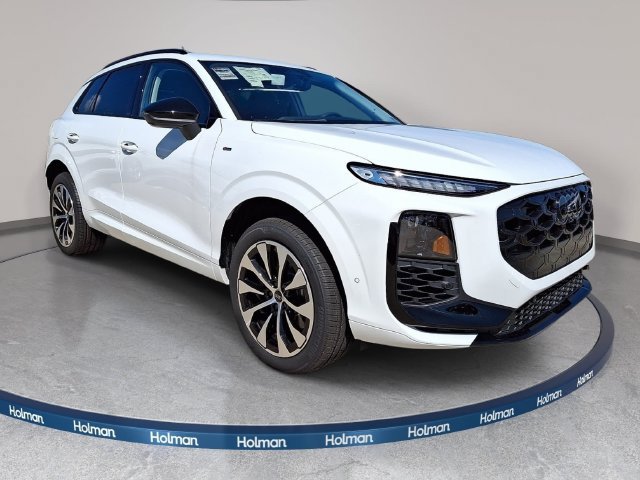 New 2026 Audi Q3 quattro 2.0T AWD/4WD image 4