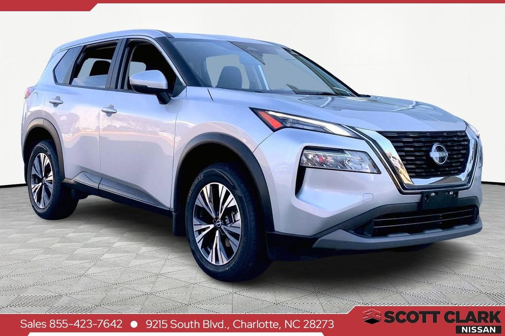 Used 2023 Nissan Rogue SV image 1