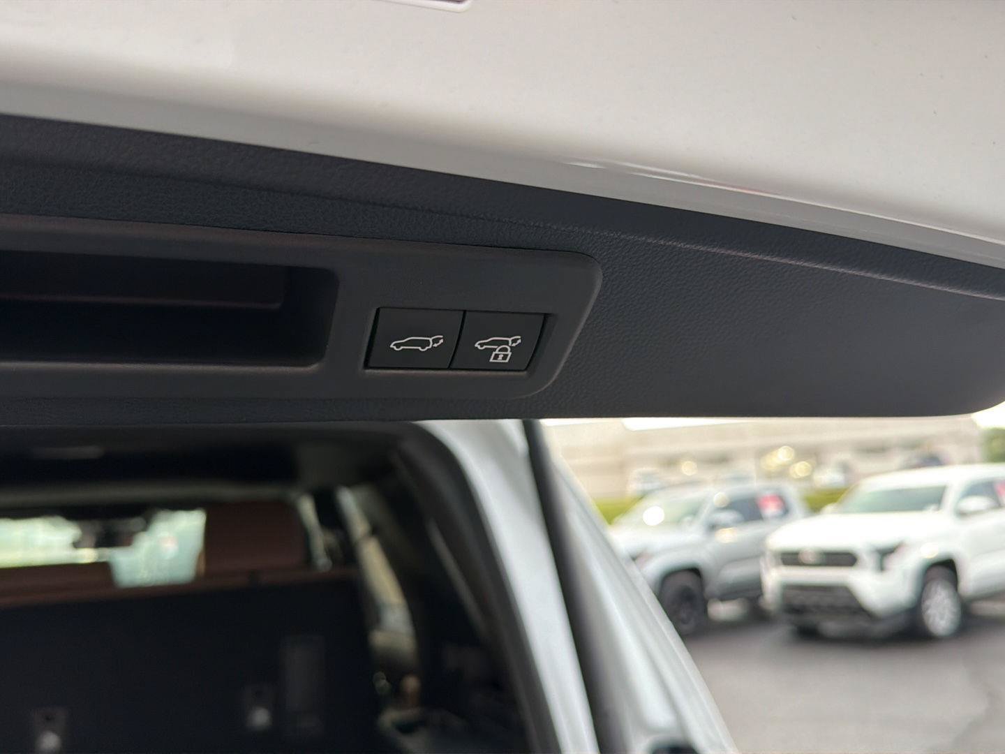 New 2026 Toyota 4Runner Limited AWD/4WD image 34