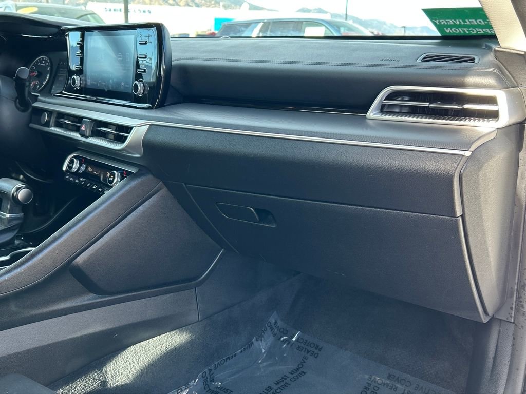 Used 2022 Kia K5 LXS image 8