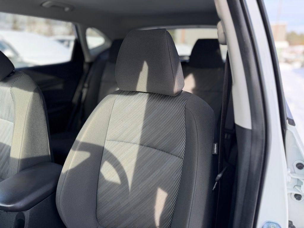 Used 2025 Kia Seltos LX image 9