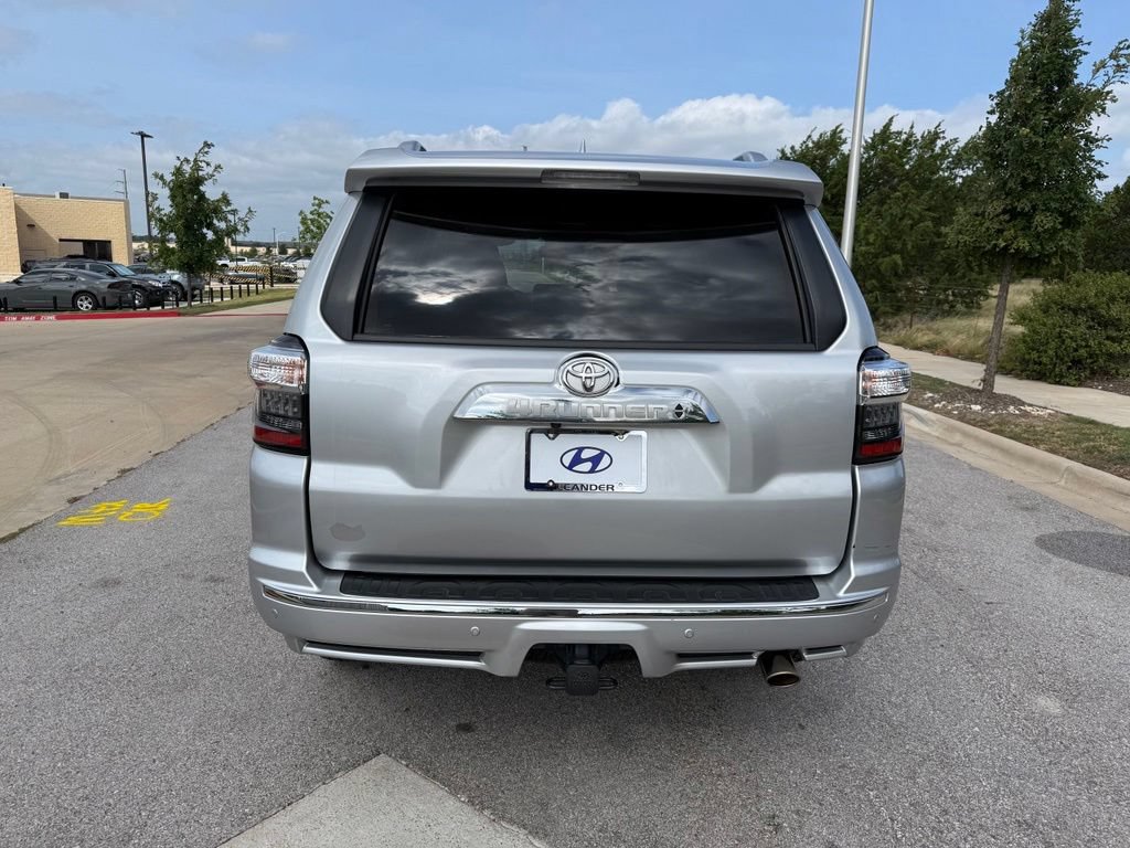 Used 2023 Toyota 4Runner Limited AWD/4WD image 6