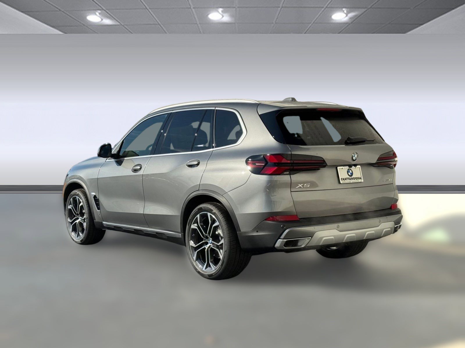 Used 2026 BMW X5 sDrive40i image 3