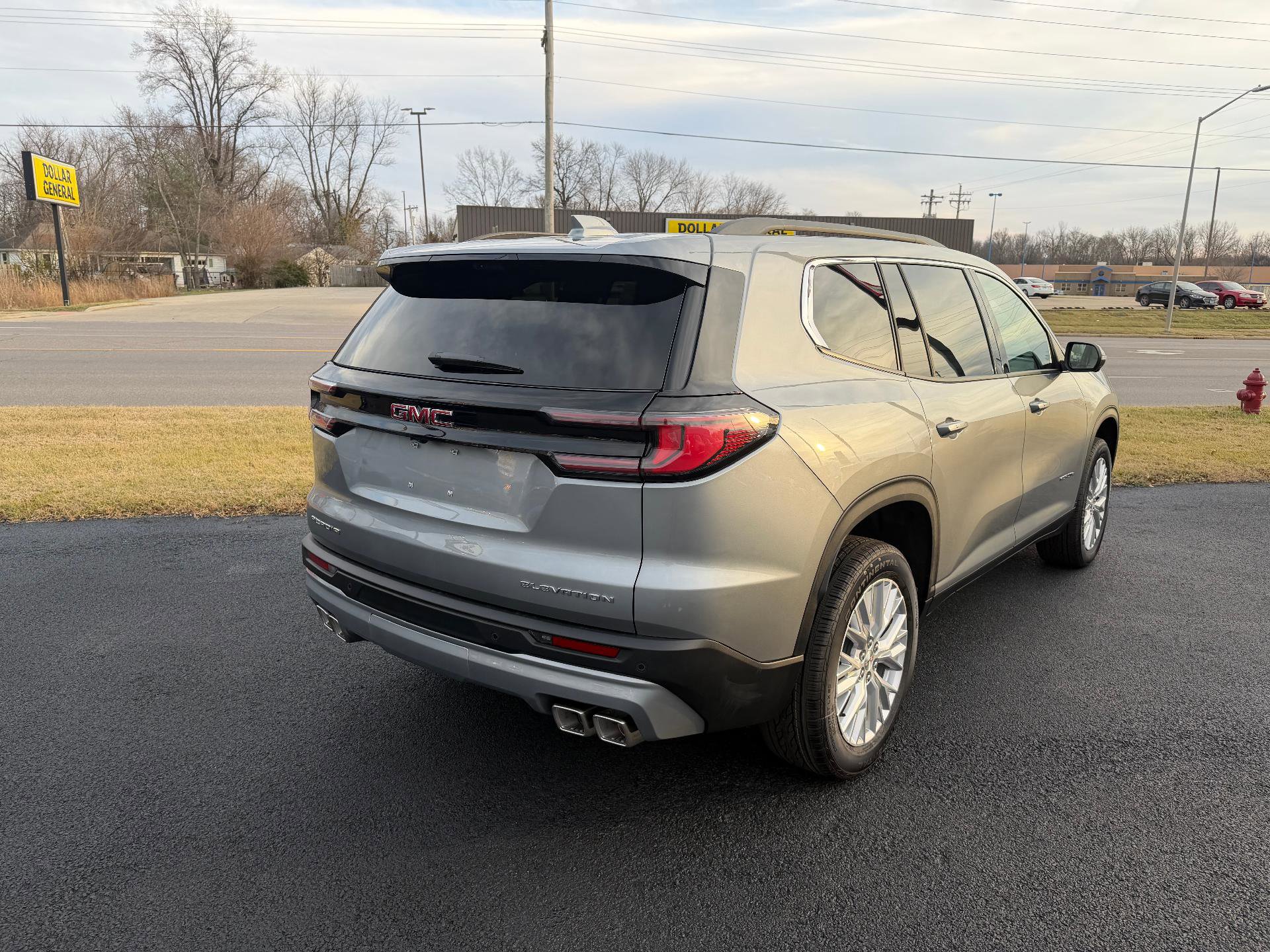 New 2026 GMC Acadia Elevation w/ Elevation Premium Package FWD image 4