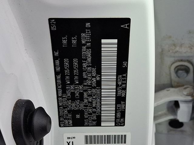 Certified 2024 Toyota Highlander XSE image 33