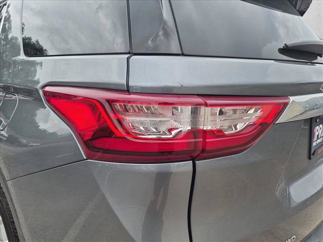 Used 2018 Chevrolet Traverse LT AWD/4WD image 13