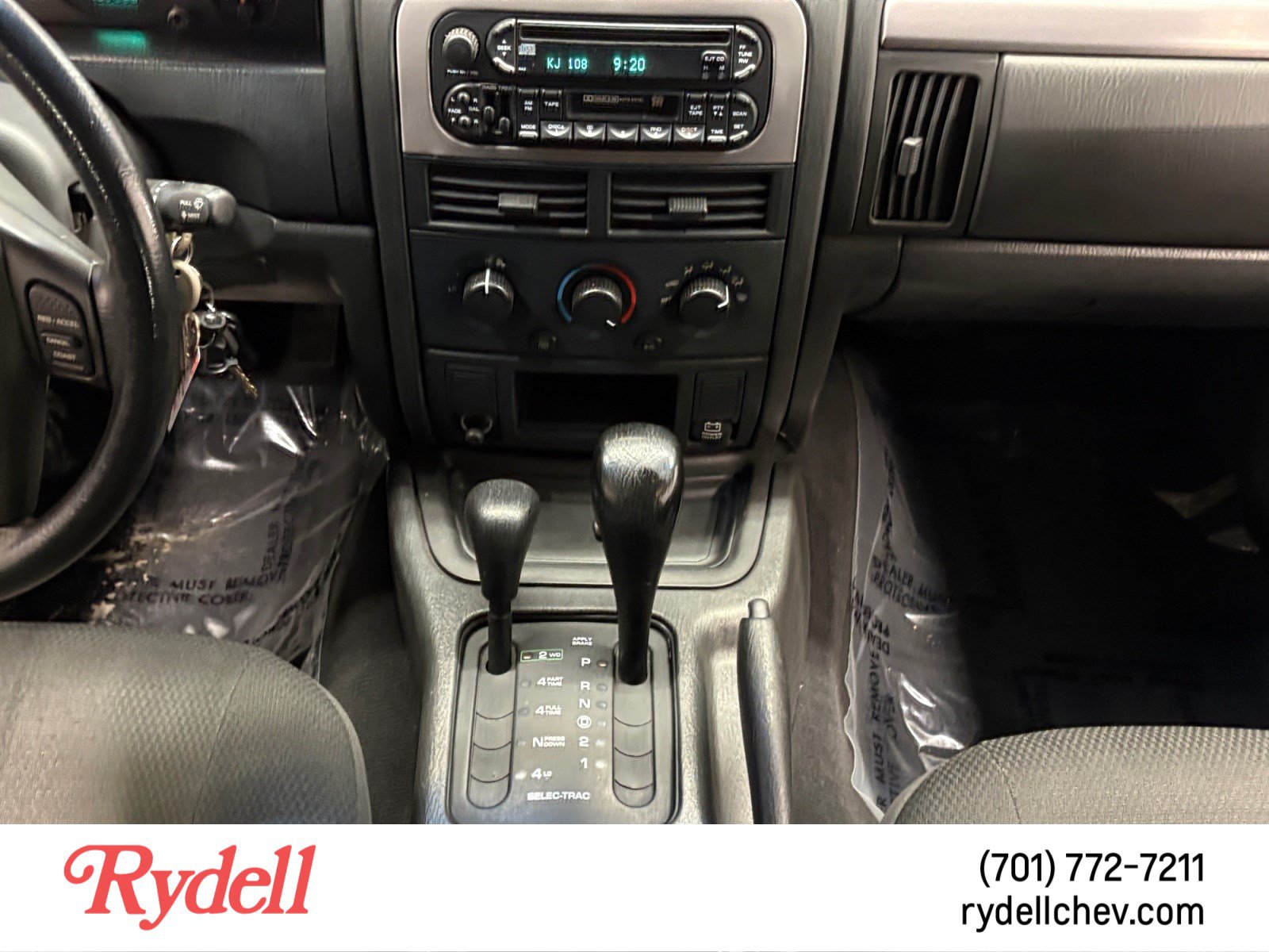Used 2004 Jeep Grand Cherokee Laredo w/ Convenience Group AWD/4WD image 15