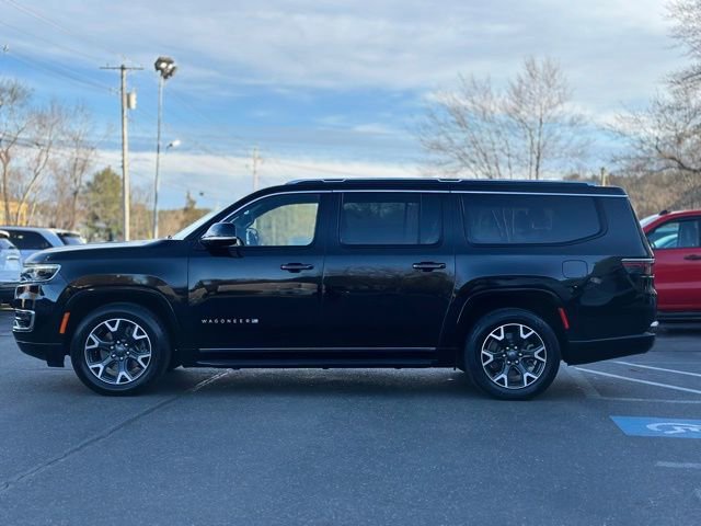 Used 2024 Jeep Wagoneer L Series III w/ Flexible Seating Group image 2