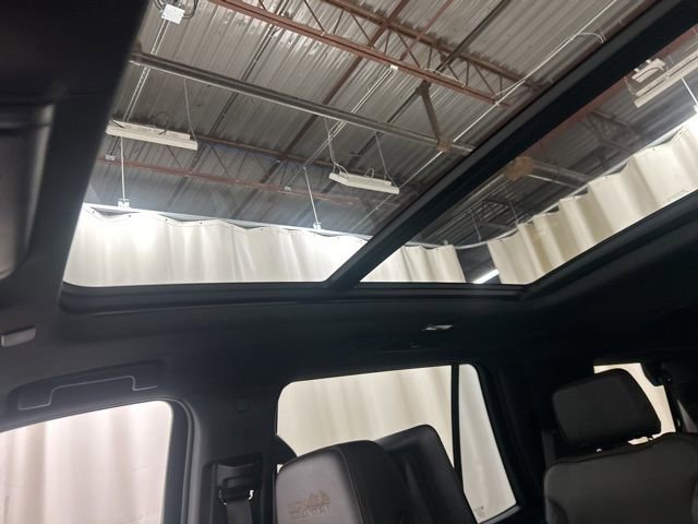 Used 2023 Chevrolet Tahoe High Country w/ Advanced Technology Package image 25