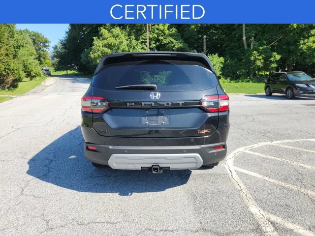 Certified 2023 Honda Pilot TrailSport image 4