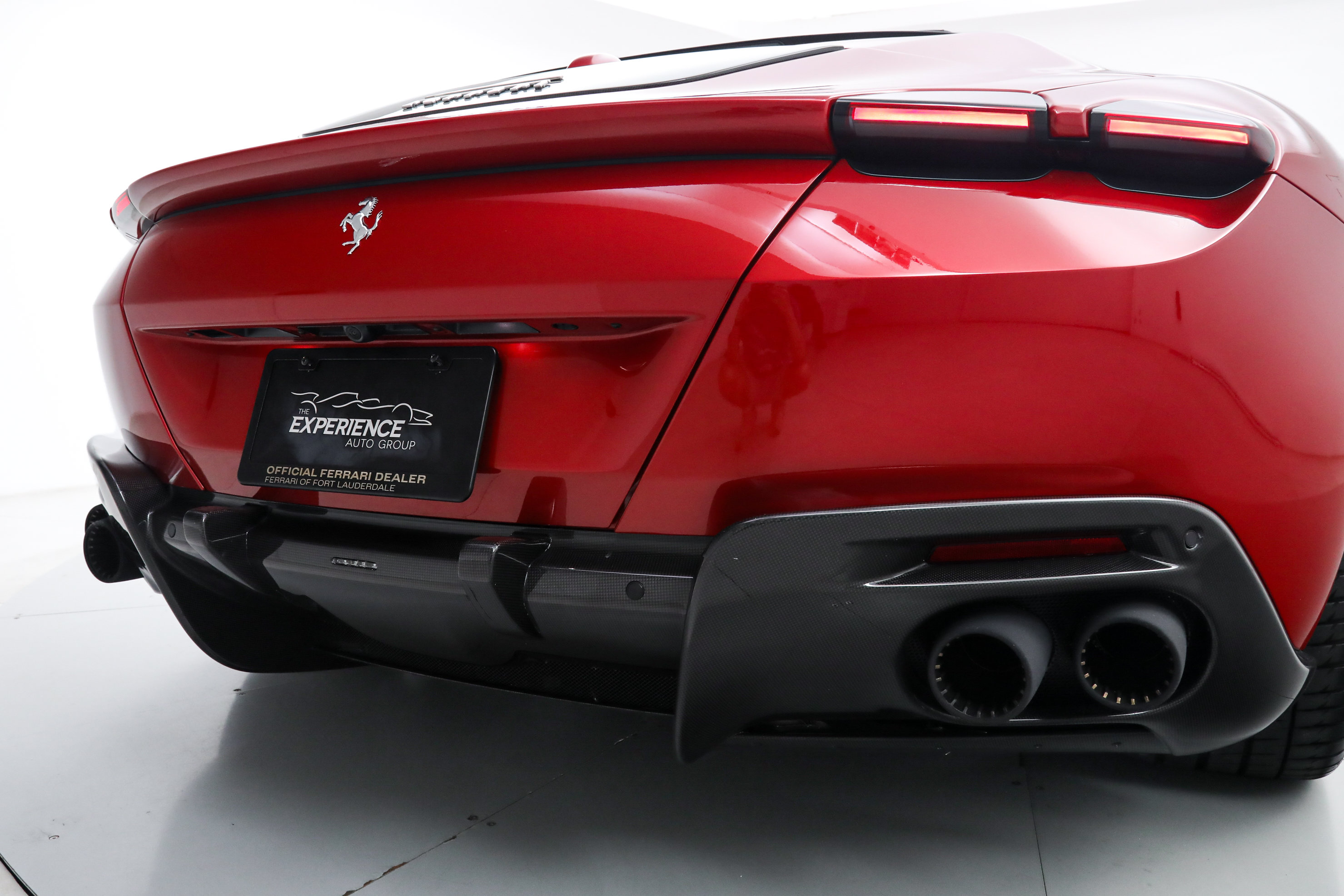 Certified 2025 Ferrari Roma Spider RWD image 21