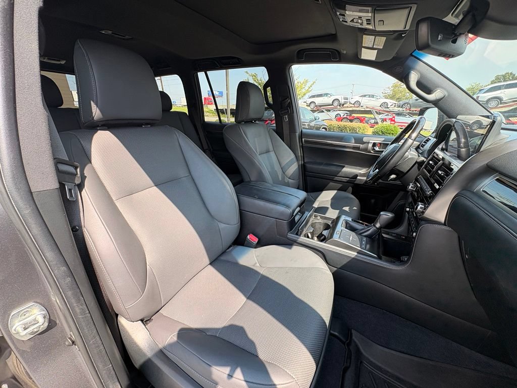 Used 2023 Lexus GX 460 Premium w/ Premium Plus Package AWD/4WD image 33