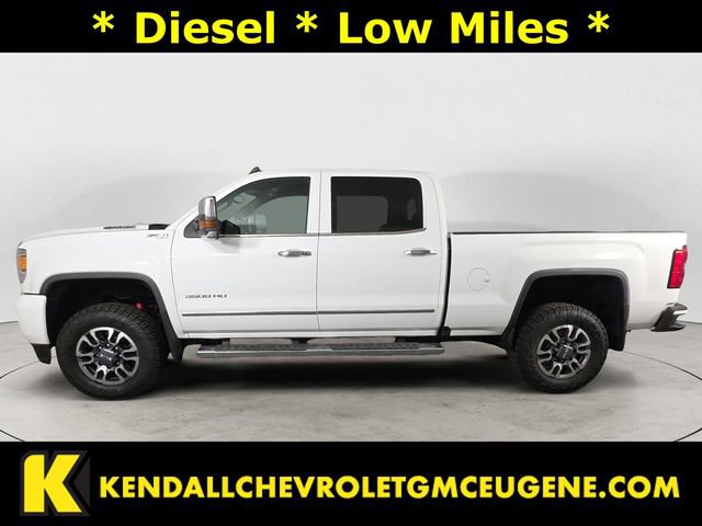Used 2019 GMC Sierra 3500 SLT w/ Suspension Package, Off-Road image 2