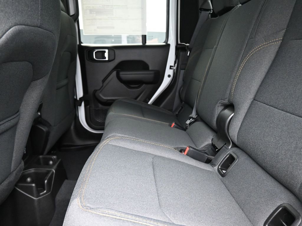 New 2025 Jeep Gladiator Sport image 14