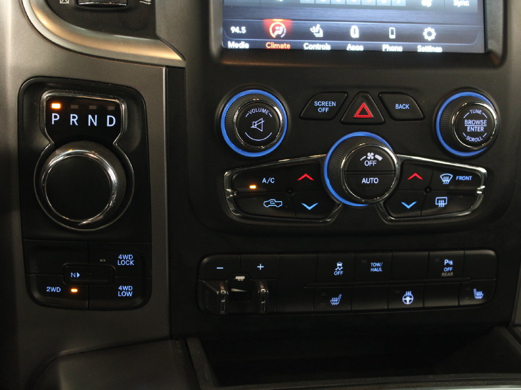 Used 2021 RAM 1500 Warlock AWD/4WD image 25