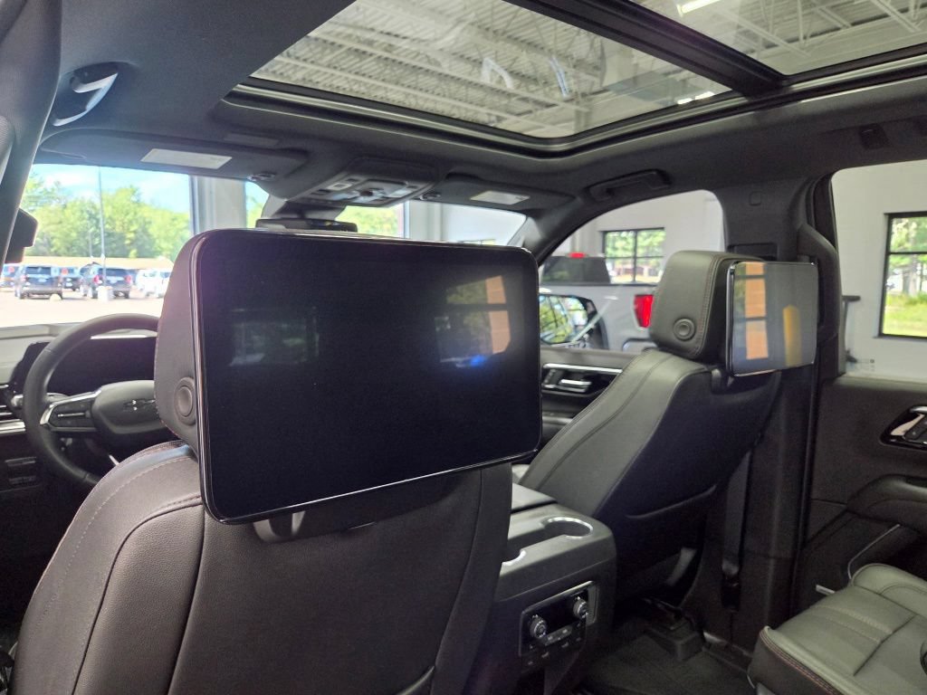 Used 2025 Chevrolet Tahoe RST w/ RST Capability Package AWD/4WD image 22