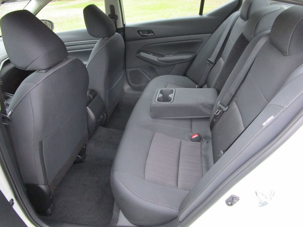 Used 2025 Nissan Altima 2.5 SV w/ SV Special Edition Package image 16