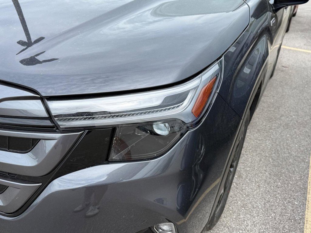 Used 2025 Subaru Forester Limited image 2