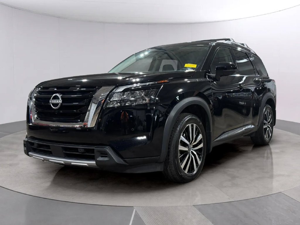 Used 2025 Nissan Pathfinder Platinum AWD/4WD image 7