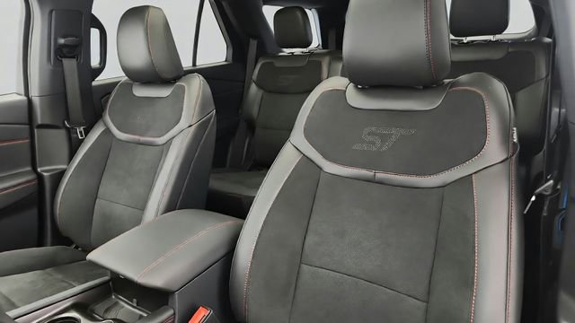 New 2026 Ford Explorer ST w/ Sun And Sound Package AWD/4WD image 10