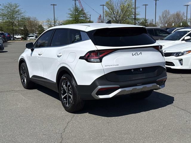 Used 2023 Kia Sportage EX image 4