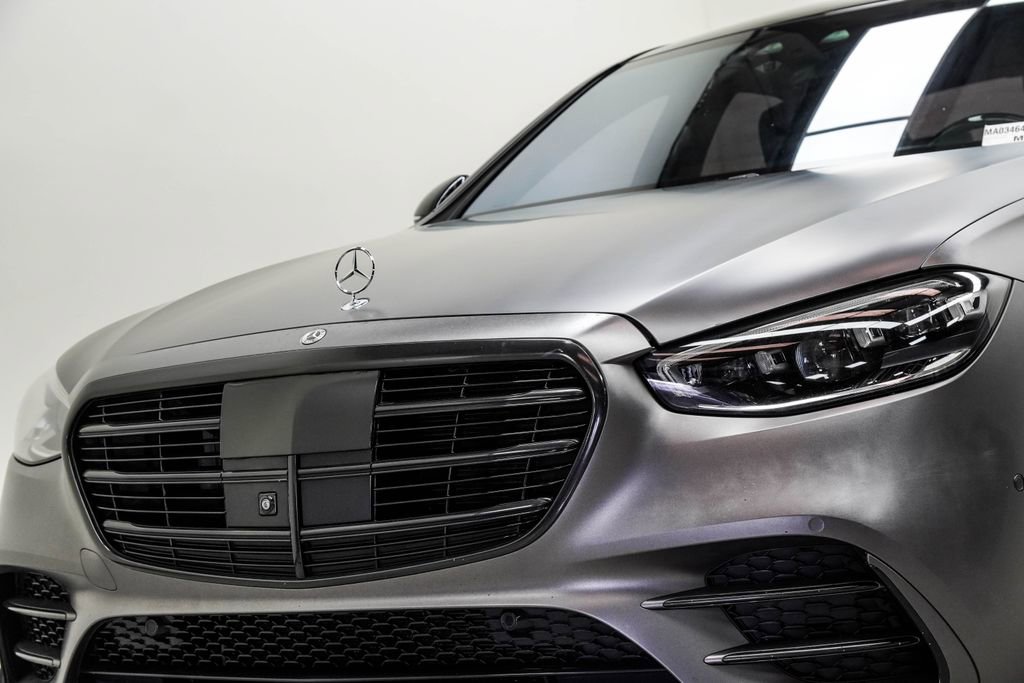Used 2021 Mercedes-Benz S 580 4MATIC Sedan image 2