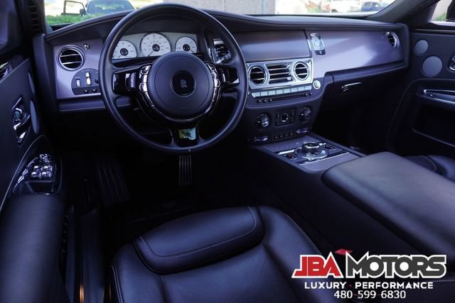 Used 2018 Rolls-Royce Ghost RWD image 10