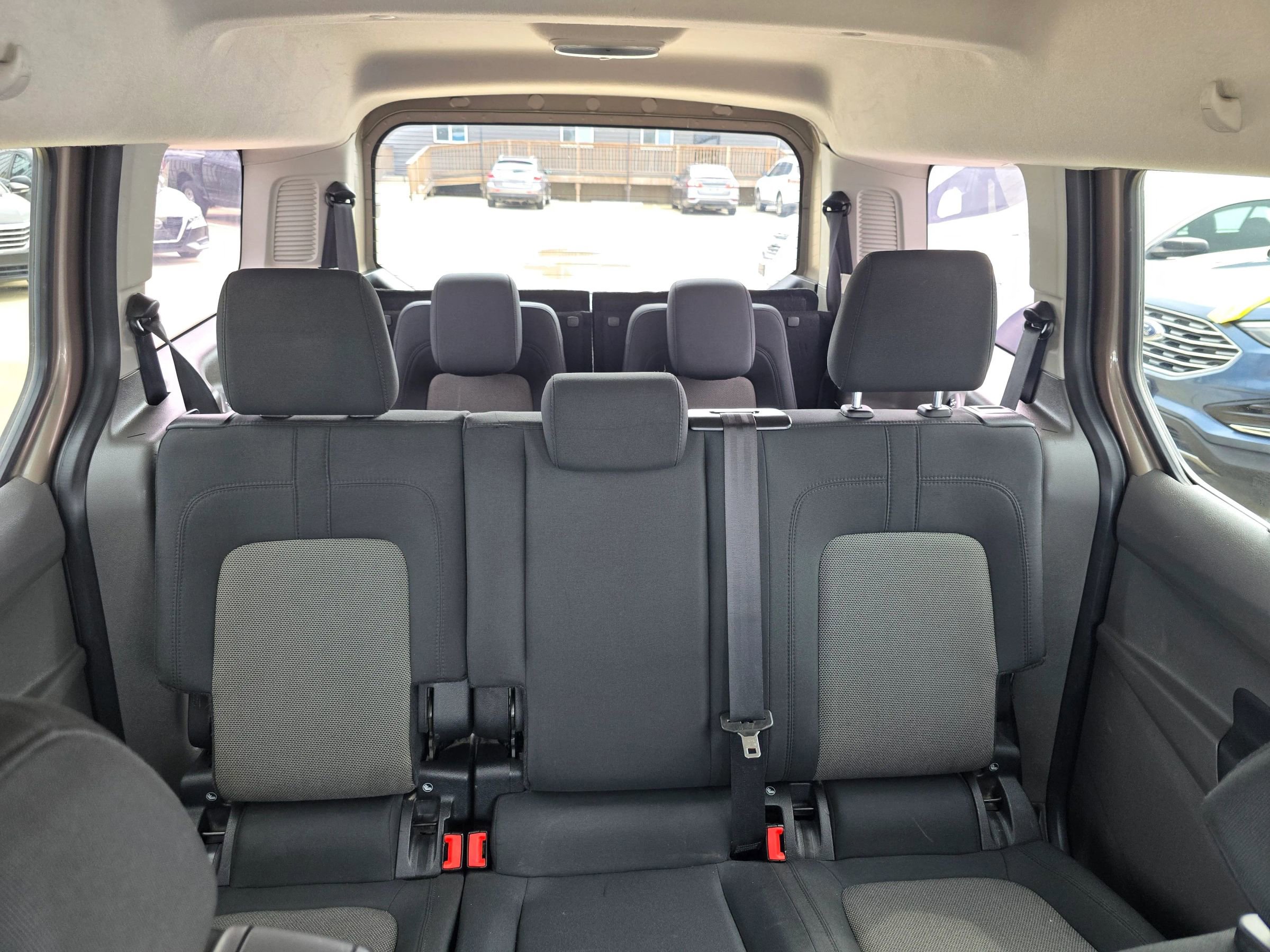 Used 2021 Ford Transit Connect XL image 32