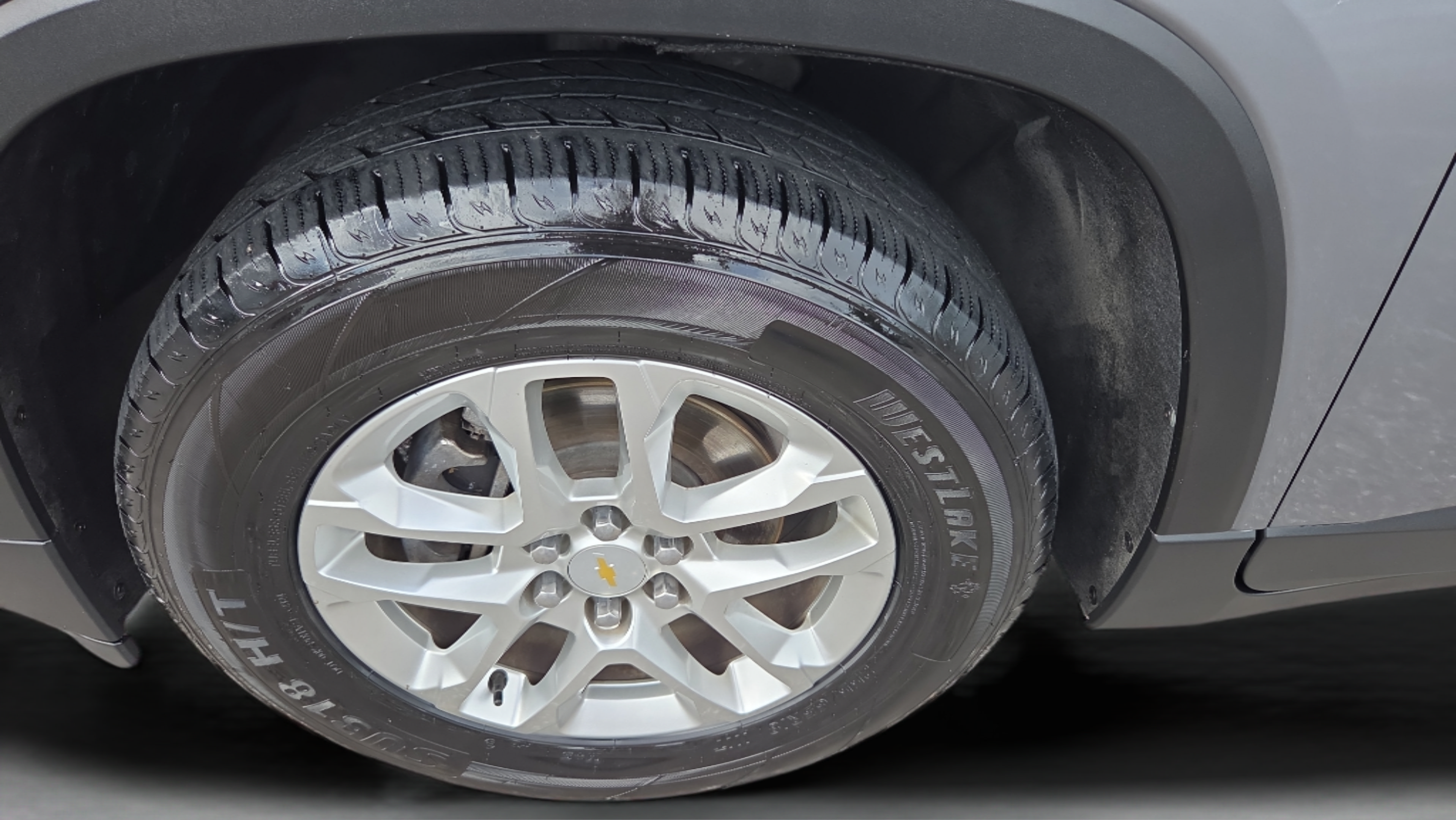 Certified 2020 Chevrolet Traverse LS w/ LPO, Floor Liner Package FWD image 29