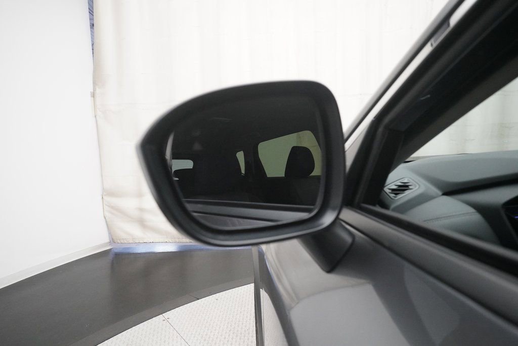 Certified 2024 Nissan Rogue SV image 26