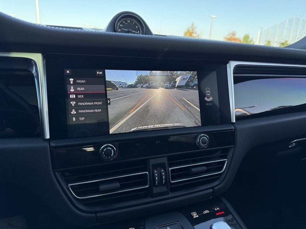 Used 2022 Porsche Macan S w/ Premium Package Plus image 18