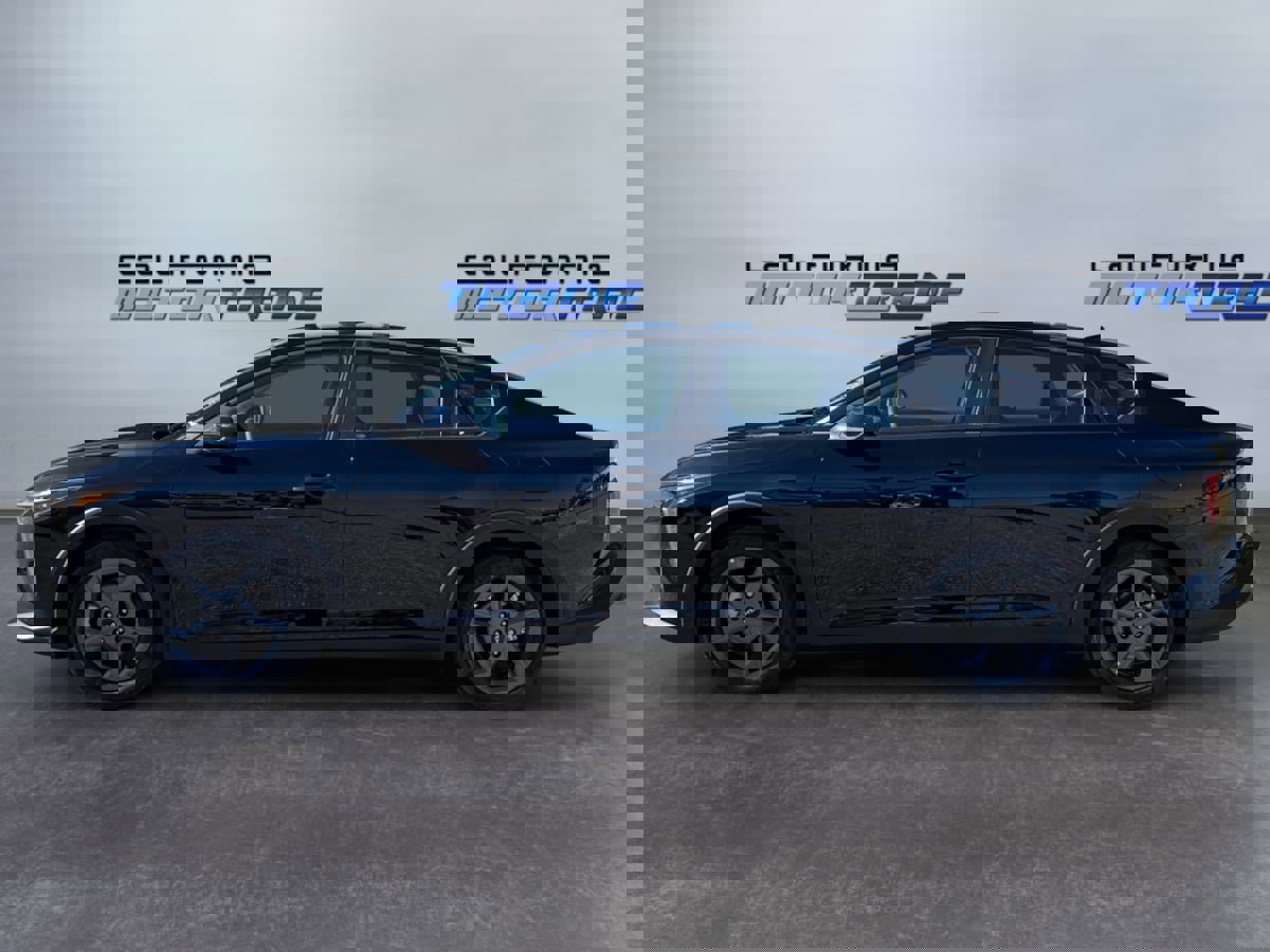 Used 2025 Kia K4 LXS image 8