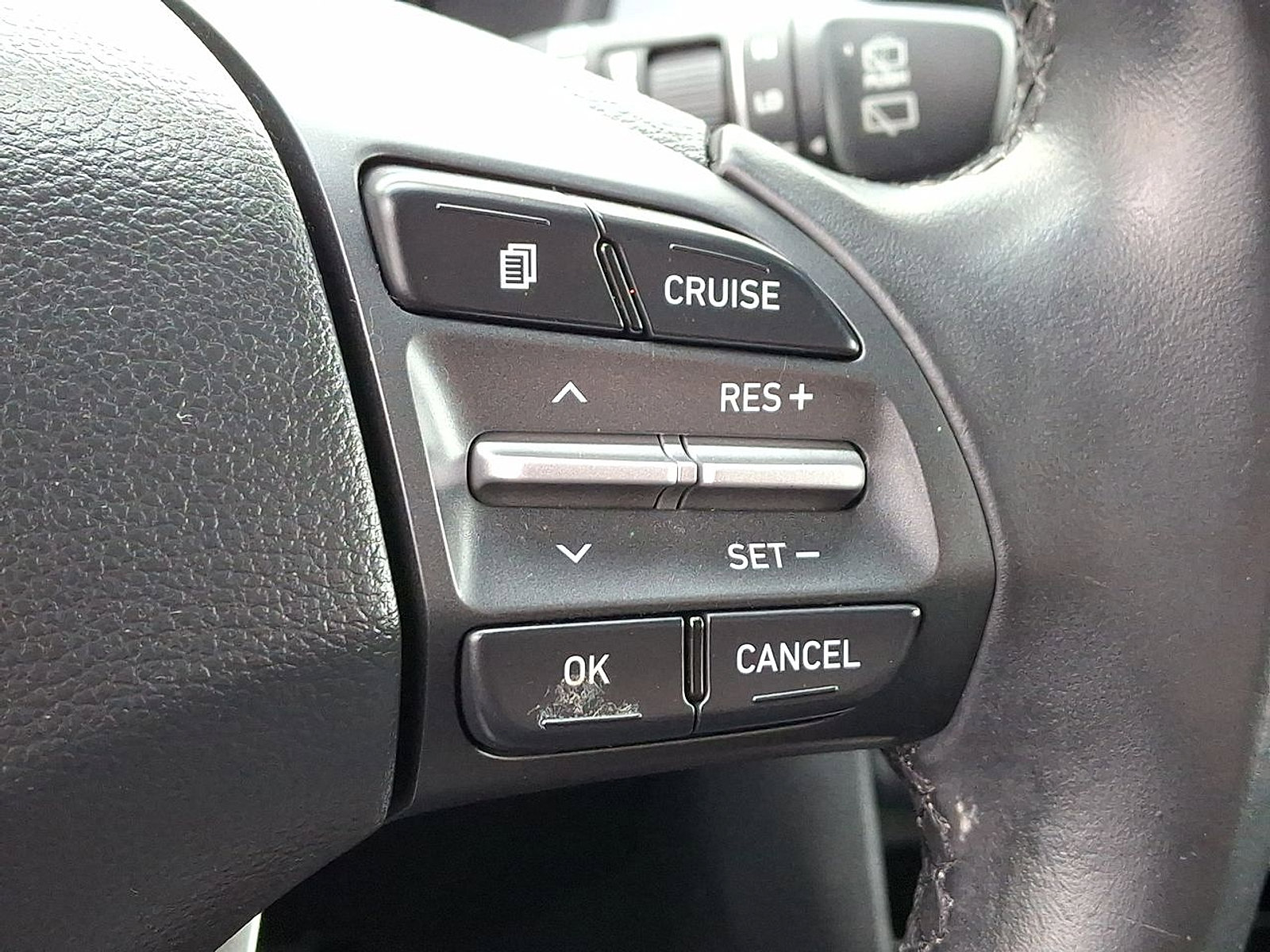 Used 2019 Hyundai Kona SEL w/ SEL Tech Package 02 FWD image 18