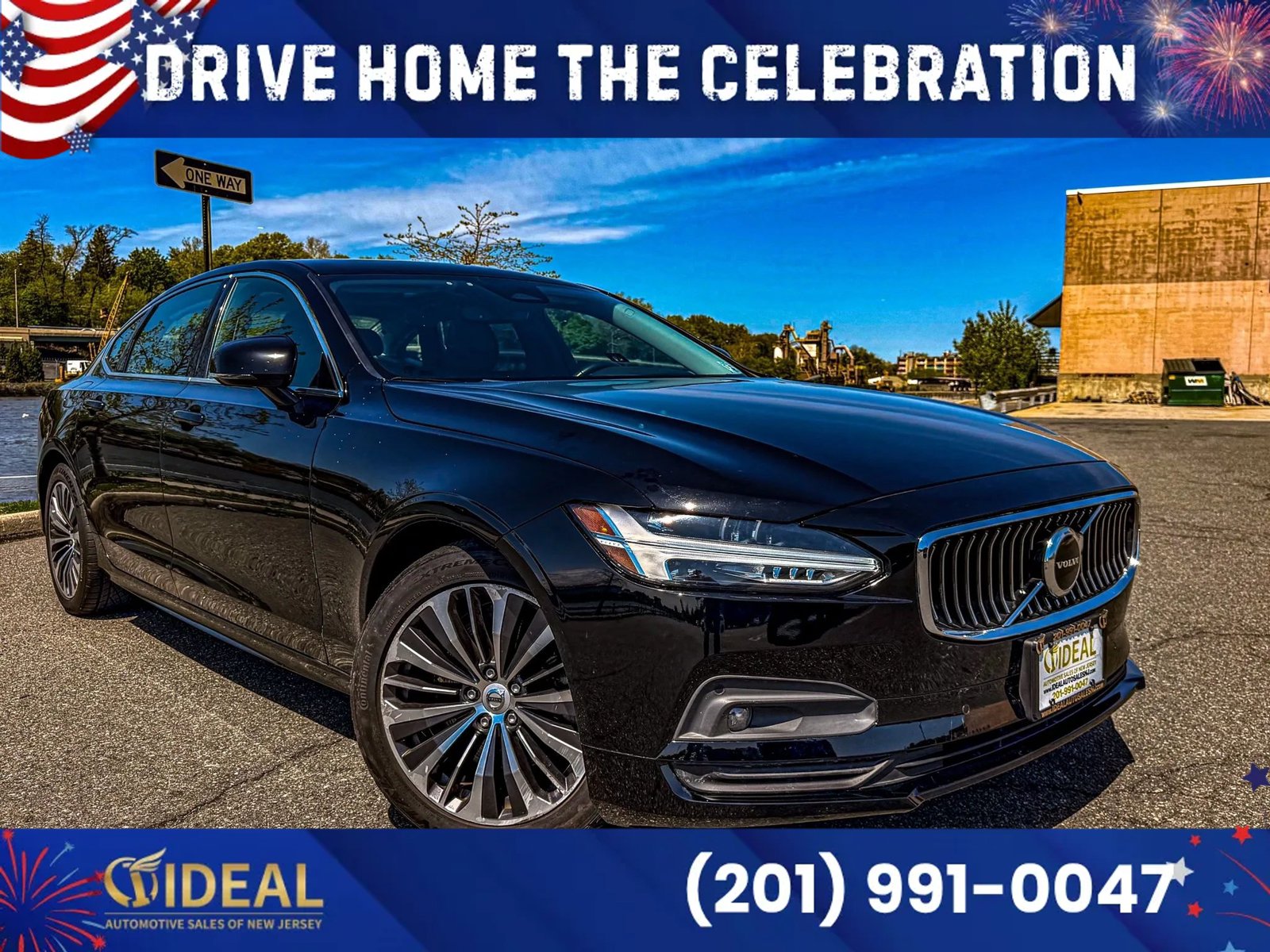 Used 2022 Volvo S90 B6 Momentum