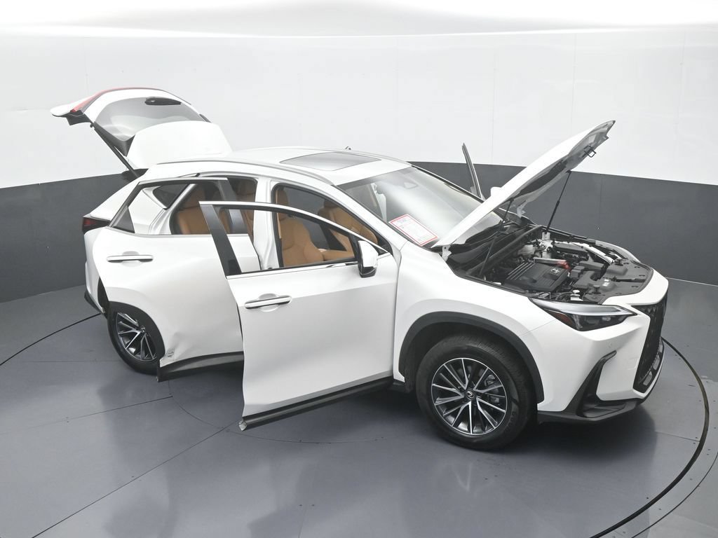 Used 2025 Lexus NX 250 FWD w/ Towing Package (2000 Lbs) image 68