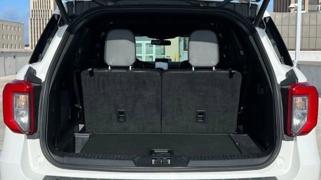 Used 2020 Ford Explorer ST w/ Premium Technology Package image 76