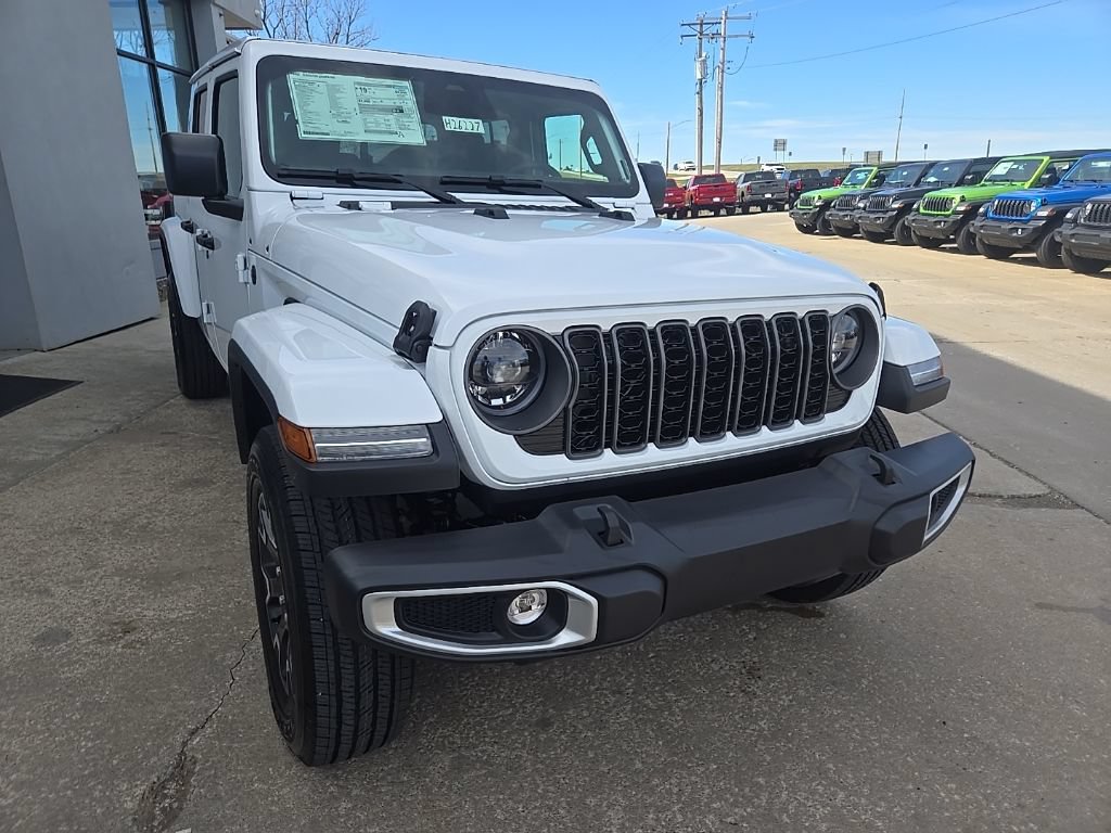 New 2026 Jeep Gladiator Mojave AWD/4WD image 16