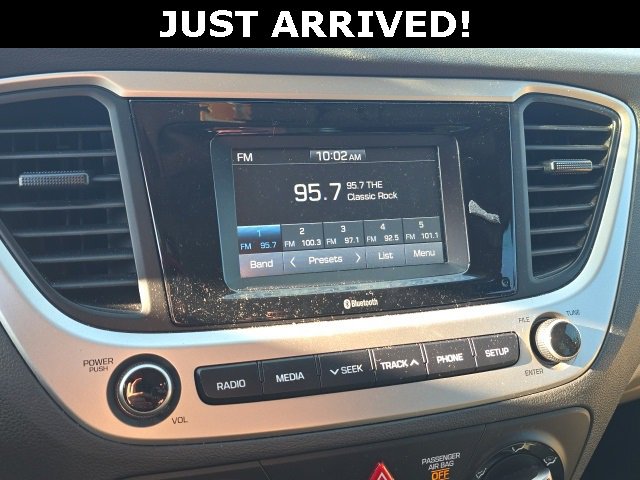 Certified 2022 Hyundai Accent SE image 14