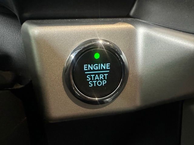 Used 2022 Ford Expedition XLT AWD/4WD image 25
