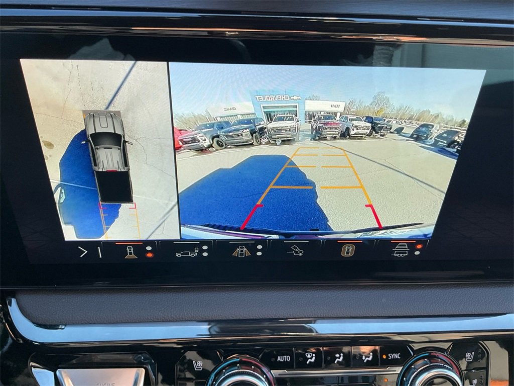 Used 2025 GMC Sierra 2500 AT4 w/ AT4 Premium Plus Package image 19