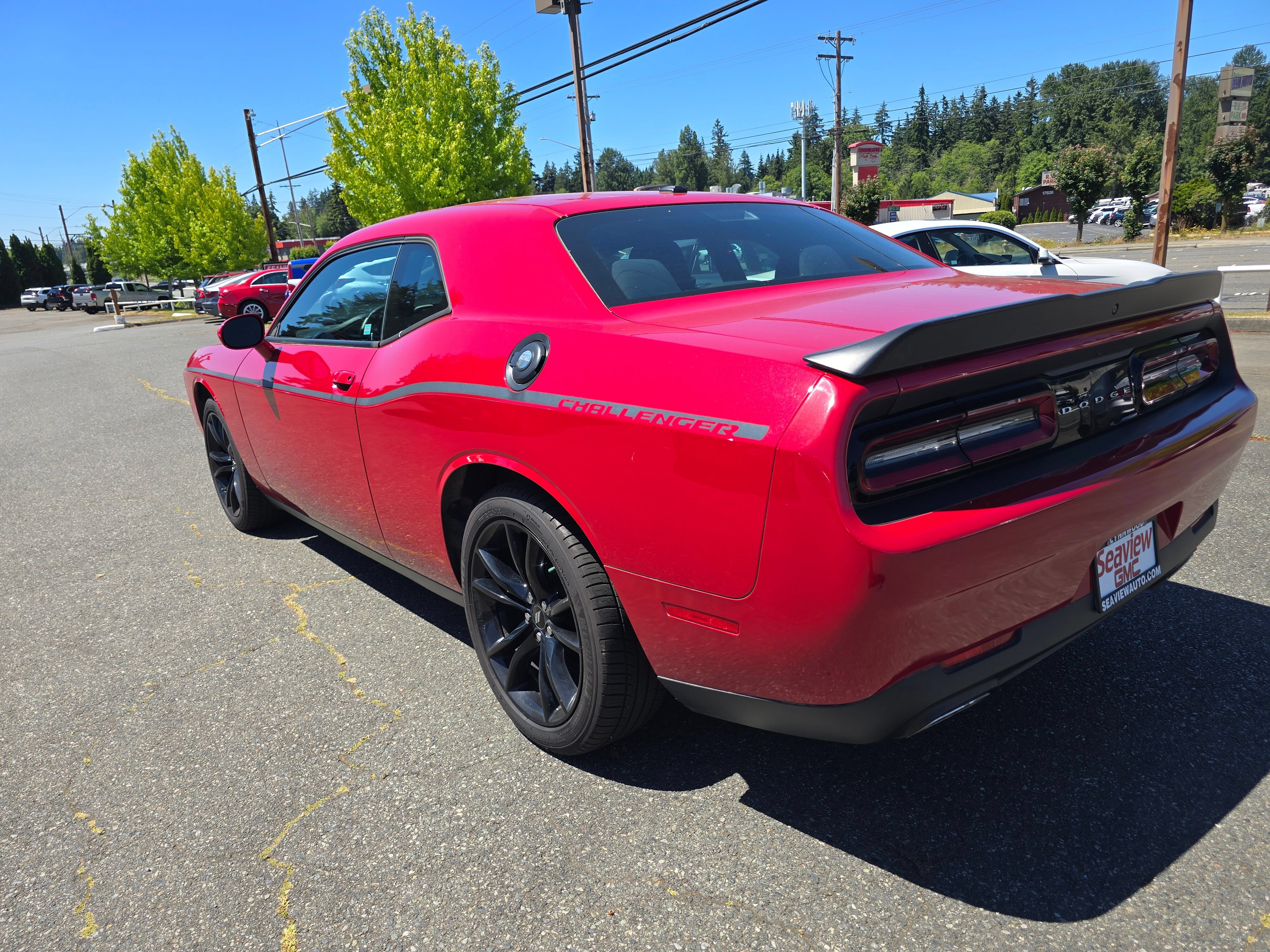Used 2018 Dodge Challenger SXT w/ Blacktop Package RWD image 5